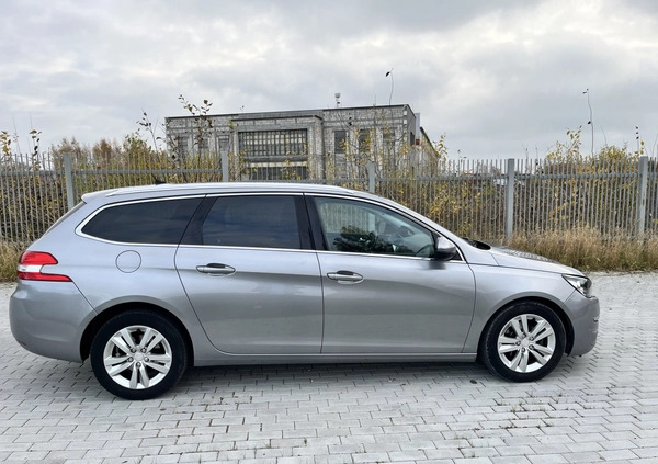 Peugeot 308 cena 32000 przebieg: 204398, rok produkcji 2015 z Konstancin-Jeziorna małe 37